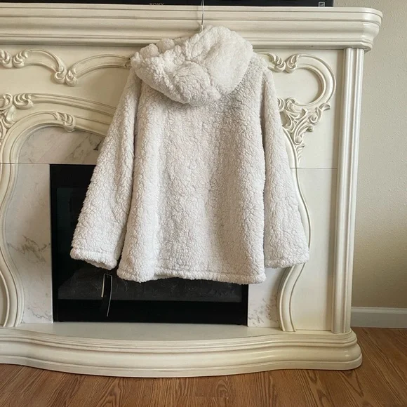 Madden NYC Cozy Cream Sherpa Coat - Picture 3 of 4
